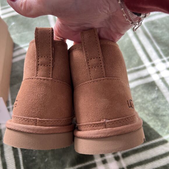 UGG Womens Neumel Boots | Chestnut | 1094269-CHE | Authentic New - Picture 6 of 9